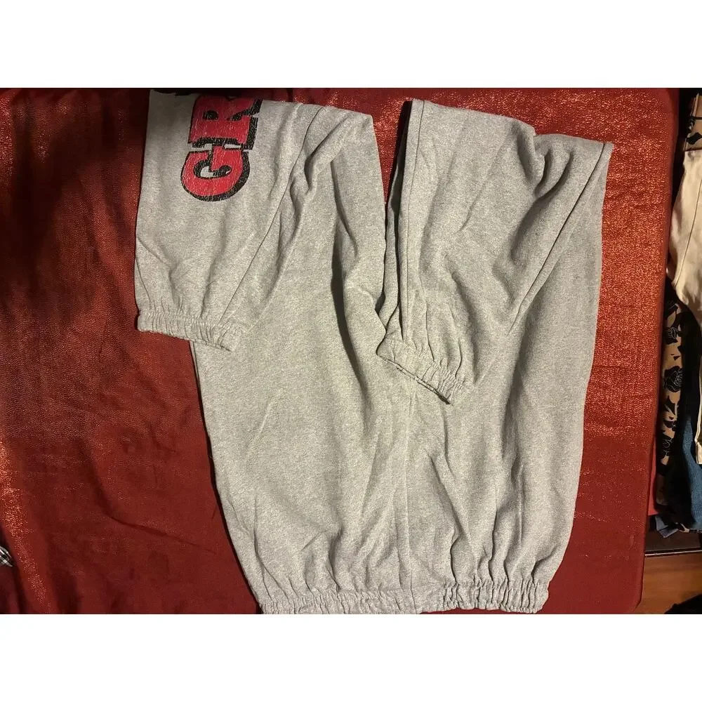 Gap Peanuts Crewneck Sweatshirt Mens L Seasons Greetings Snoopy Gray Christmas